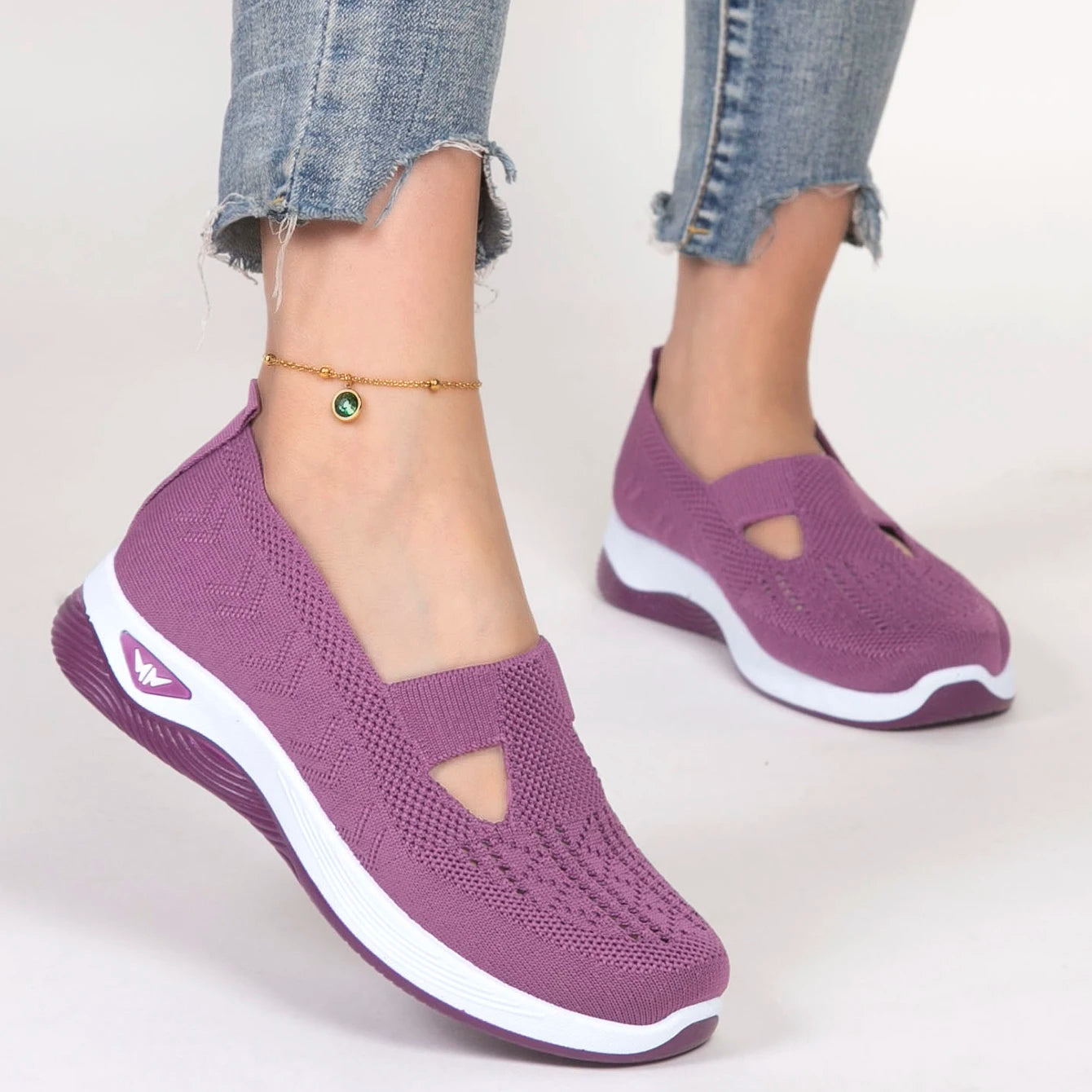 BreezeWalk | All Day Relief Orthopedic Shoes