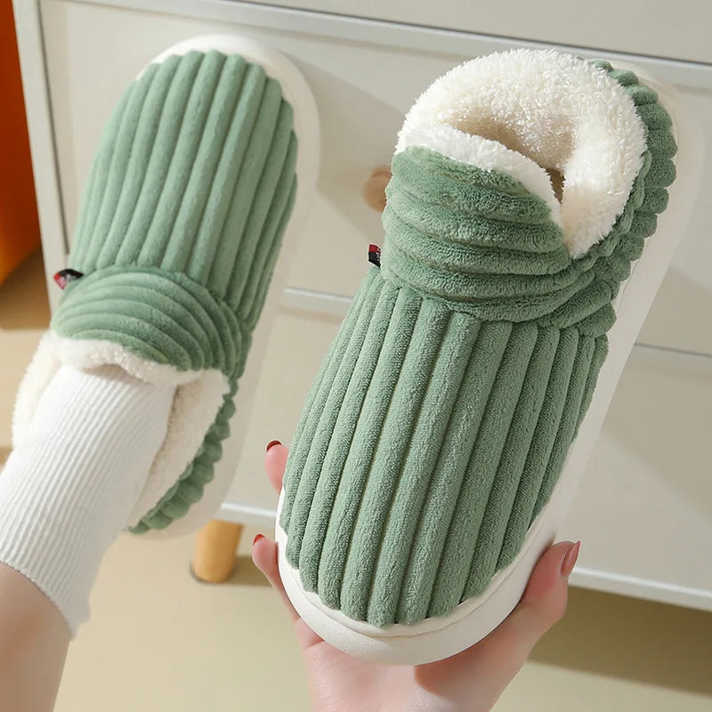 Cozy Luxe Faux Fur Slippers™