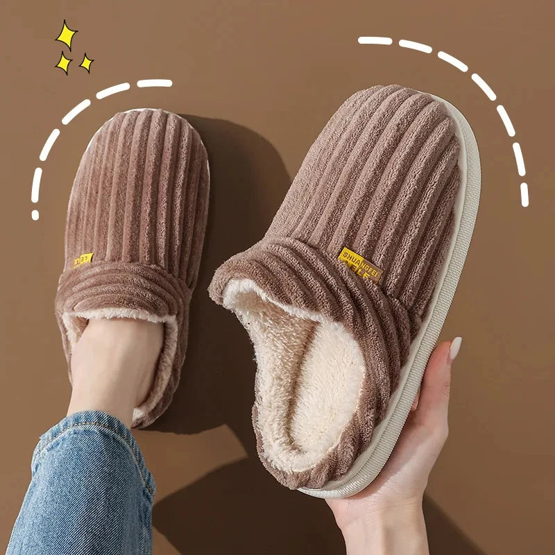 Cozy Luxe Faux Fur Slippers™