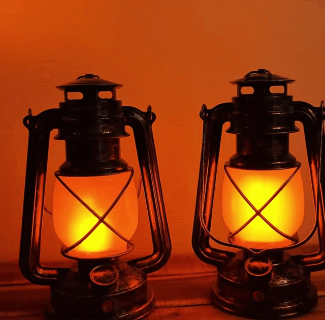 Noveaura™ Rechargeable Retro Lantern