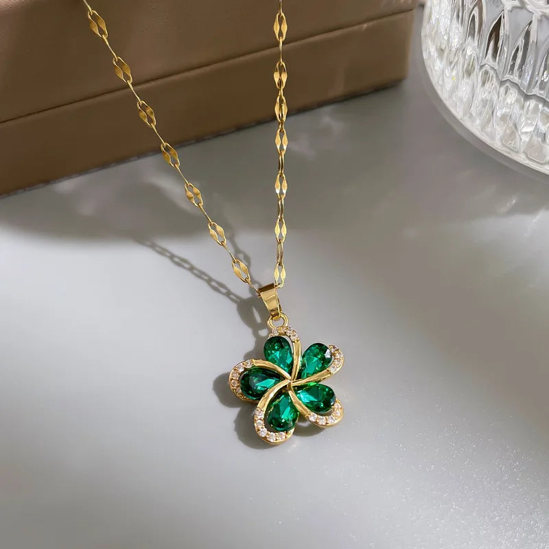 Lucky Flower Pendant Necklace